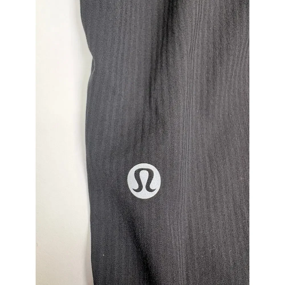 Lululemon Black Woven Jogger Pants 8 Adjustable Hem Minimalist Athleisure Travel - Picture 6 of 12
